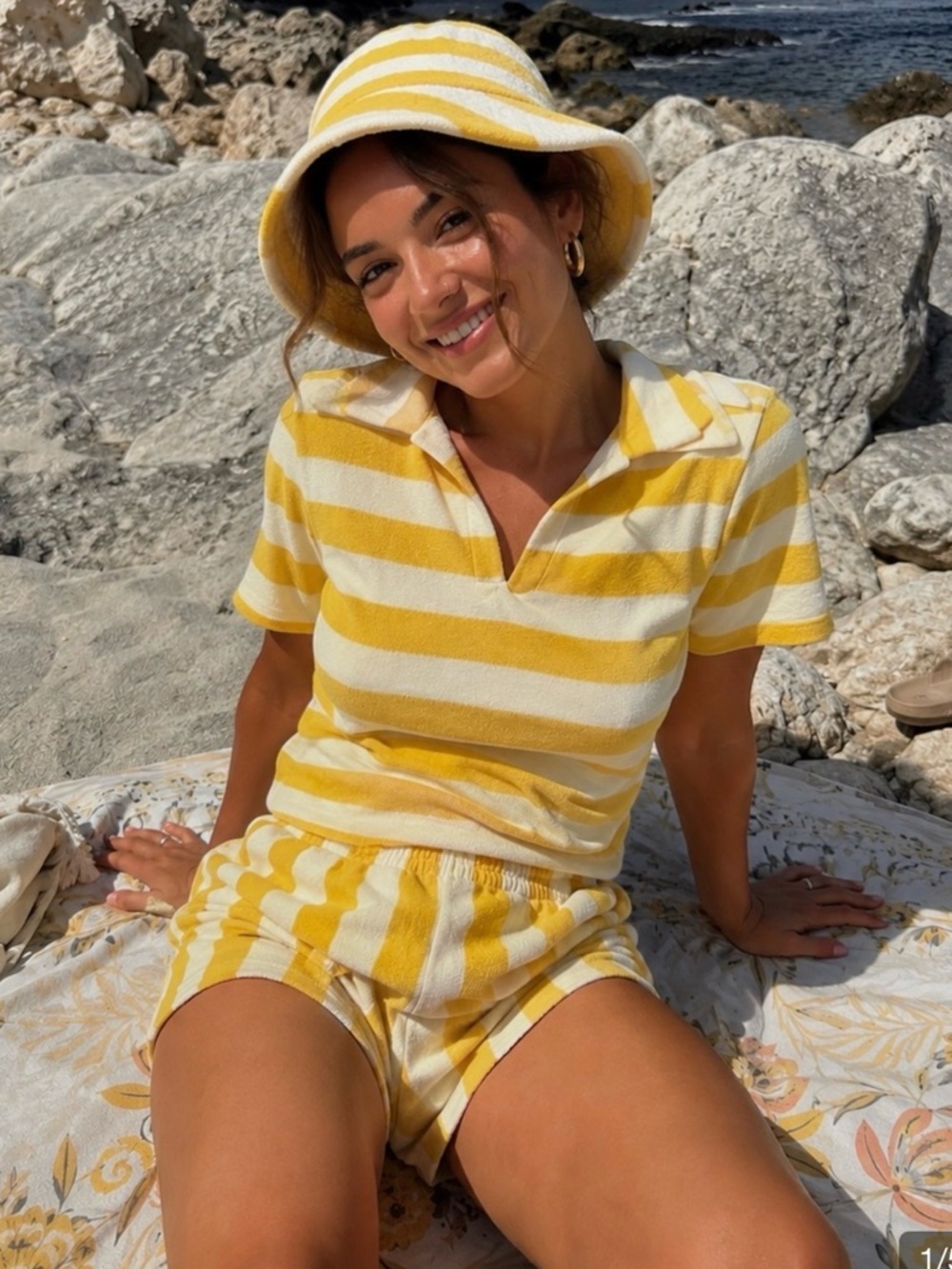 Trovata Beach Club SET Yellow and White Striped Terry Shorts S/M